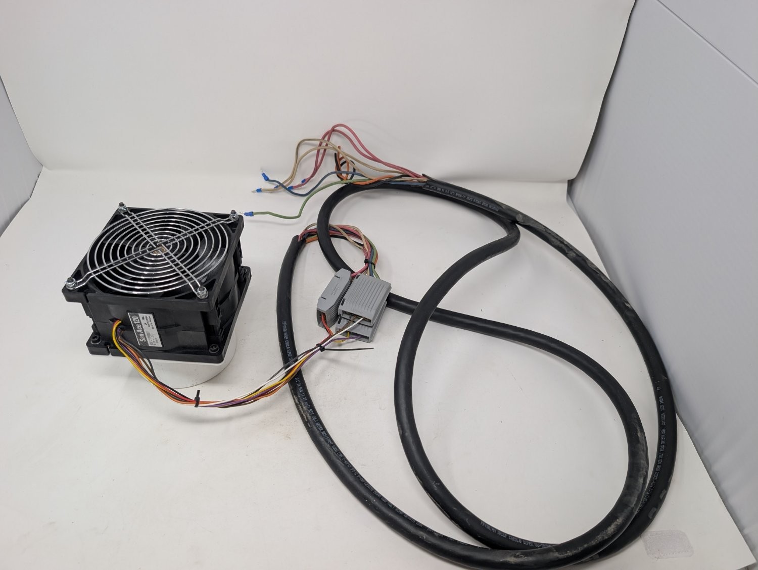 Sanyo Denki San Ace 120 9CR1212P0G03 Cooling Fan 120mm Black
