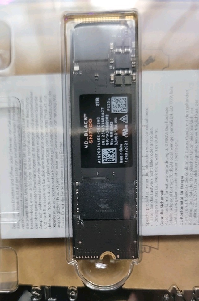 WD Black SN7100 2TB NVMe PCIe 4.0 Internal SSD M.2 2280 