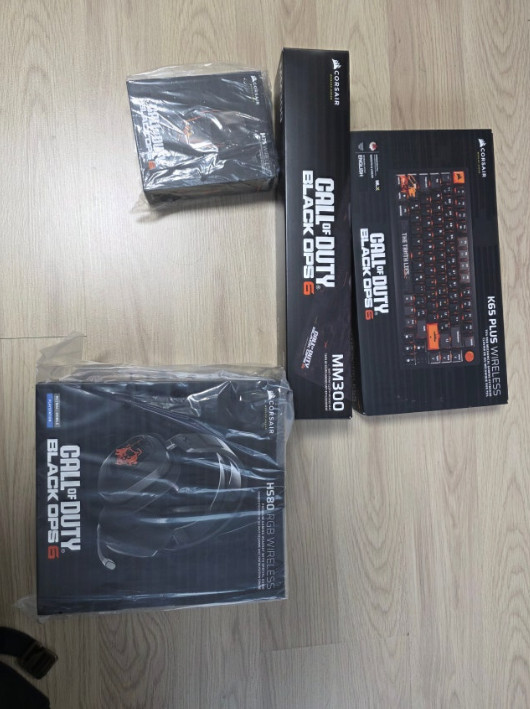 CORSAIR COD Black Ops 6 Edition Set: K65+M75+HS80+MM300 2XL Wireless RGB
