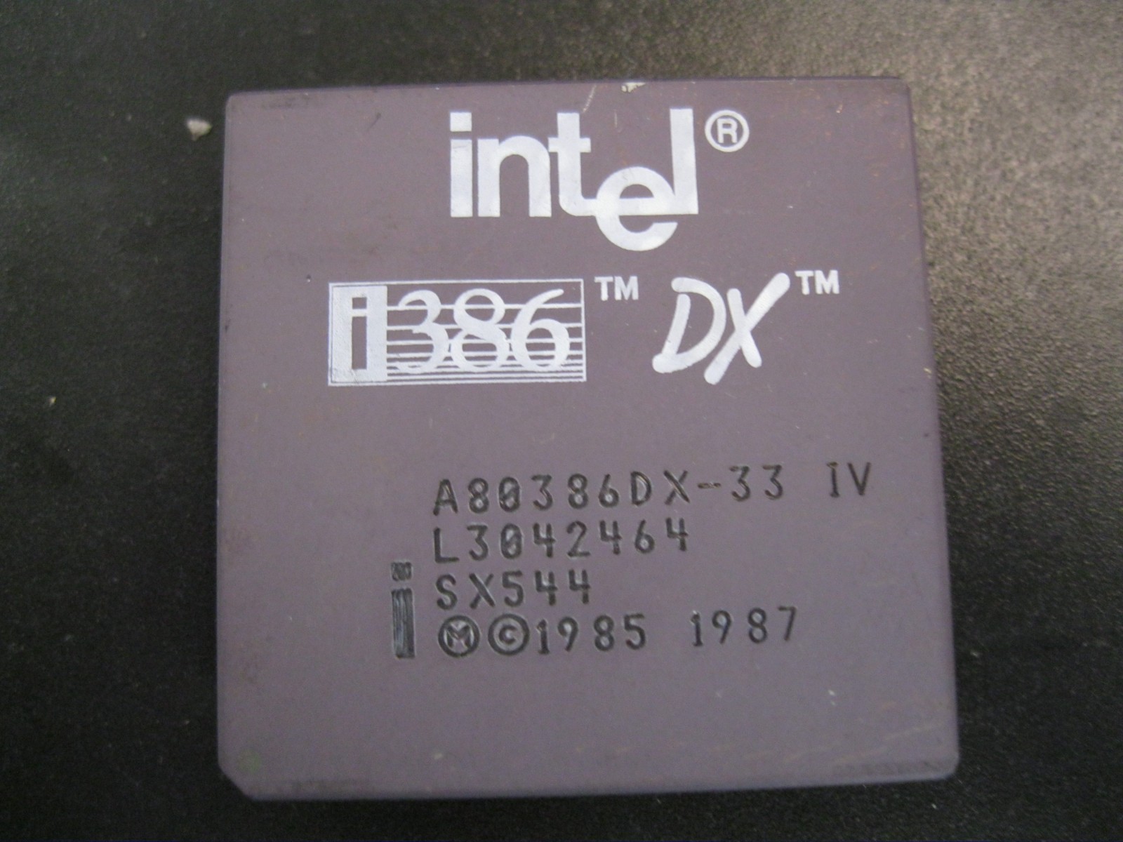 Intel 386DX-33Mhz Gold CPU Processor Used