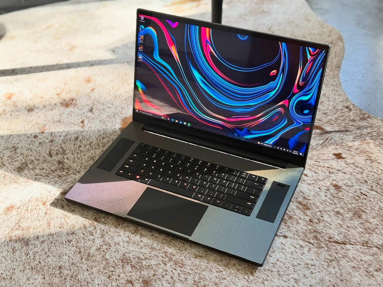 Razer Blade Pro 17 4K TOUCH i7-10875H 16GB 1TB RTX 2080 Super w/ Original Box
