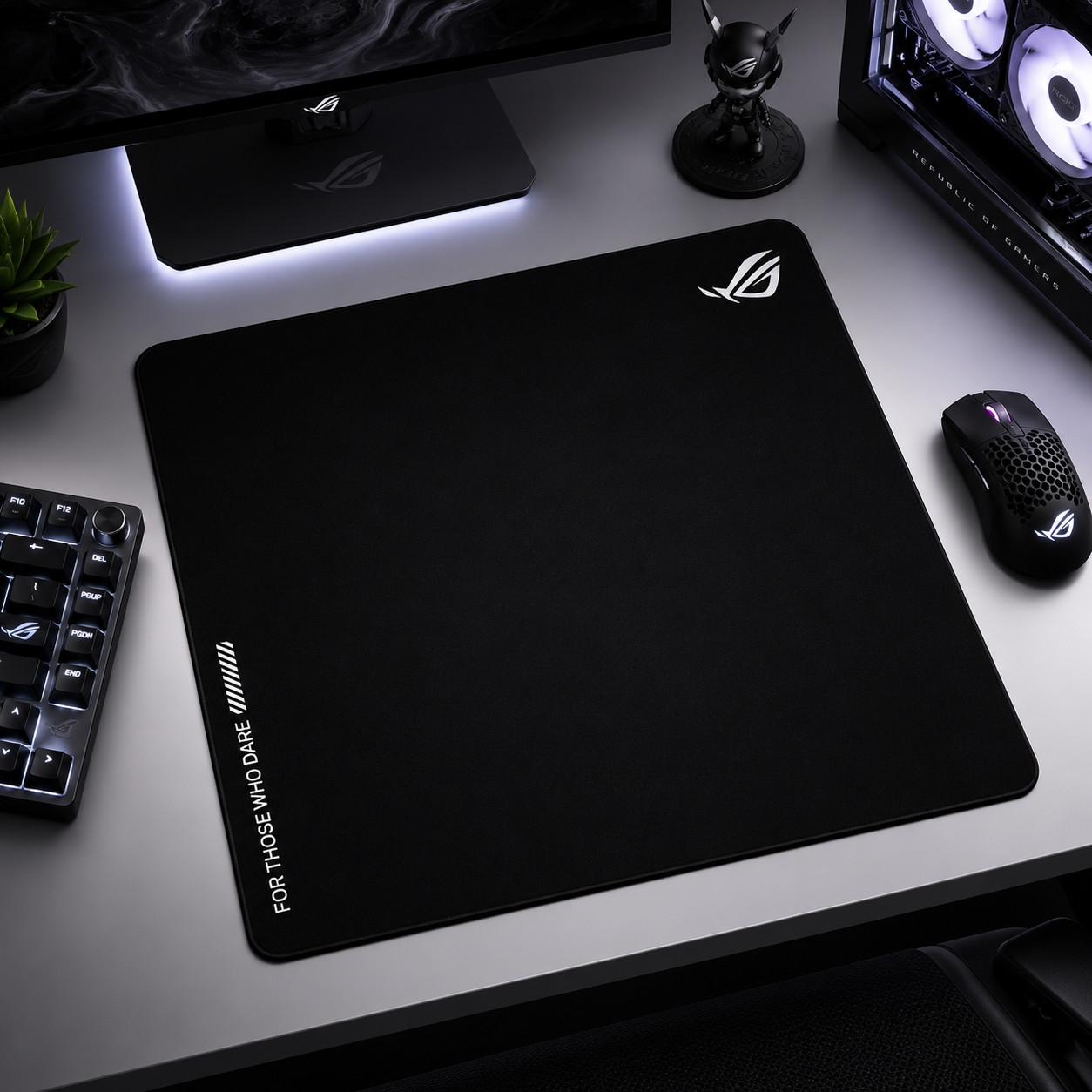 ROG Classic White Mouse Mat | 500x500mm | L Size Gaming Mouse Pad