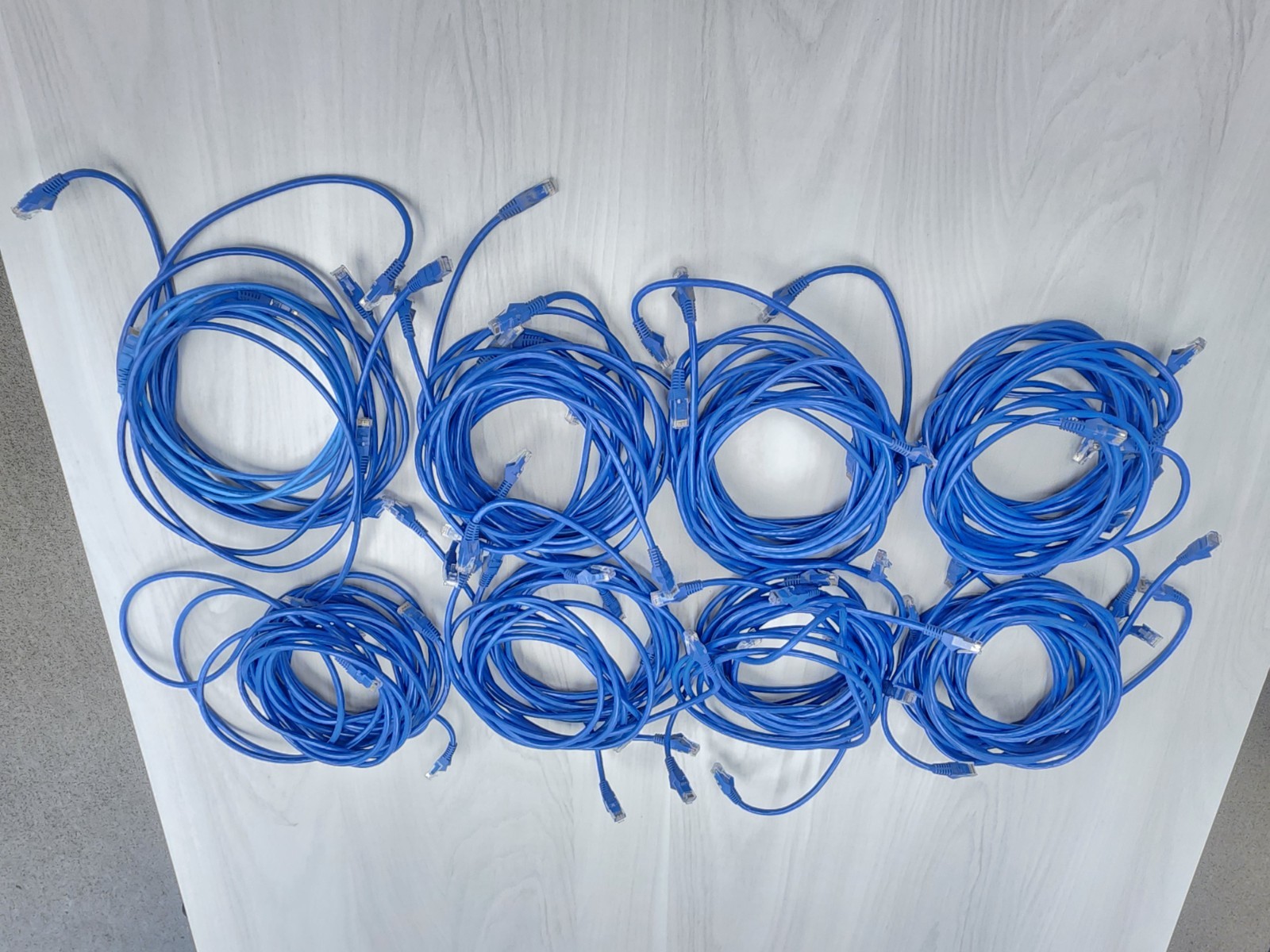 Lot of 39 - USED TRIPP-LITE CAT6 6FT Blue Ethernet Patch Cables