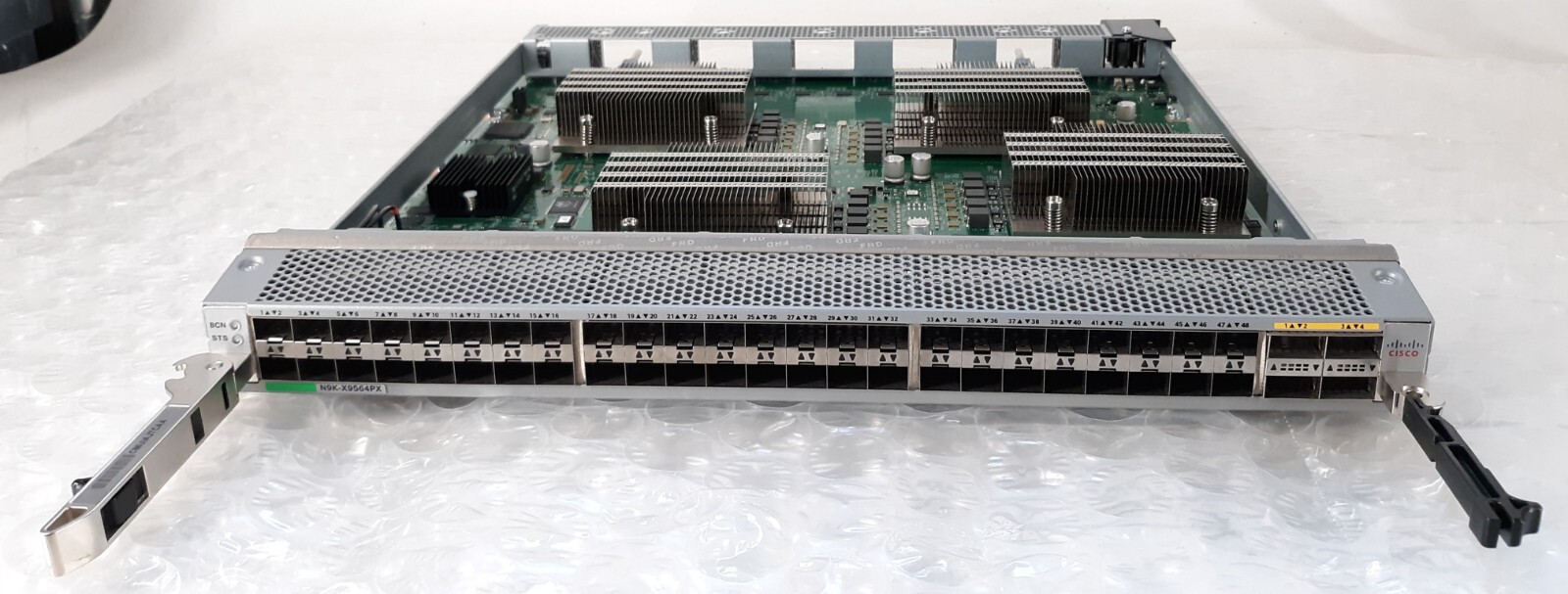 Cisco Nexus N9K-X9564PX V01 52-Port Line Card CMUIAJTCAA 800-40643-01