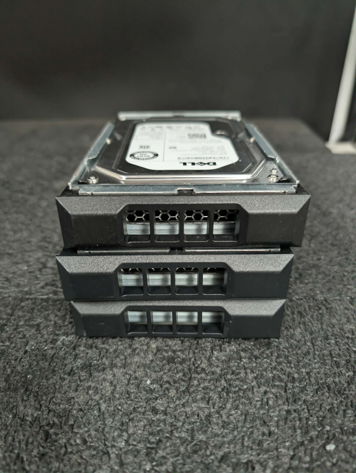Lot 3 Dell 1KWKJ WD5003ABYX-18WERA0 500GB 7.2K RPM 64MB Cache 3Gbps SATA 3.5"HDD