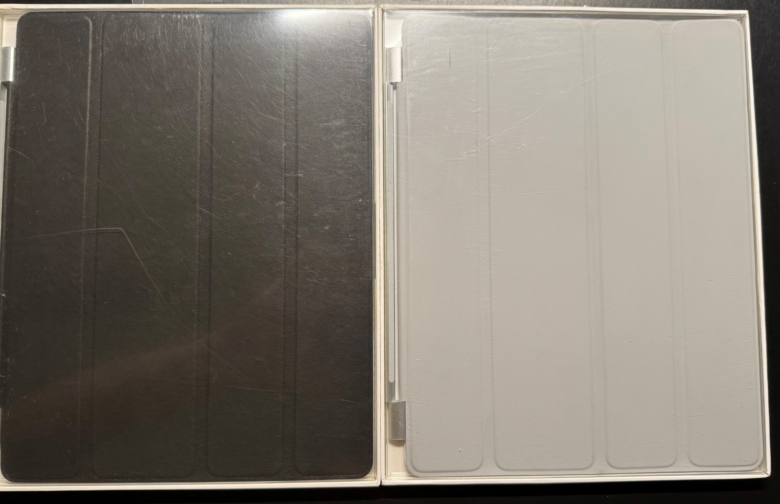 Lot of 2 Apple iPad Smart Covers Black Leather & Gray OEM For iPad 2 3 4 In Boxe