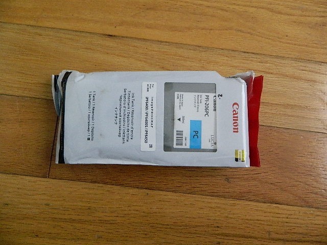 2020 Genuine Canon PFI-206PC Photo Cyan Ink Tank IPF6400 IPF6450 NEW