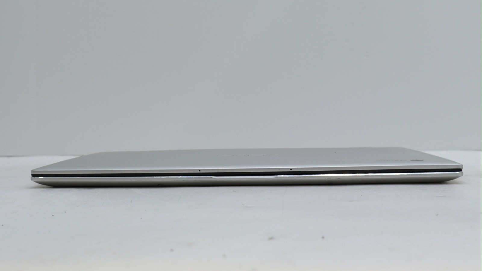 Asus Chromebook Flip C434T 14" i5-8200y 8GB 128GB BATTERY ISSUE