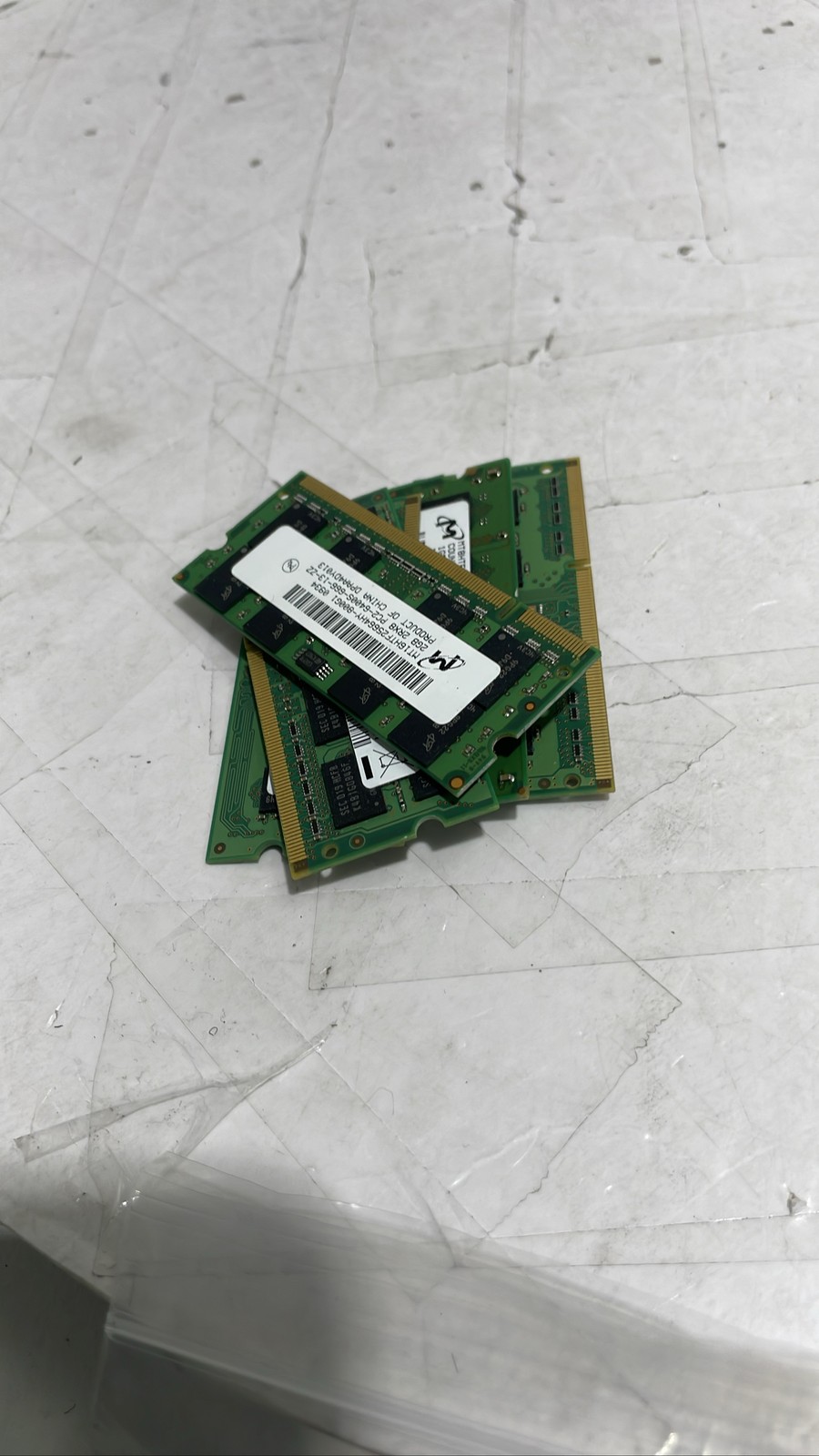 Micron 2GB DDR2 Laptop RAM MT16HTF25664HY PC2-6400S SODIMM Mixed Lot of 5