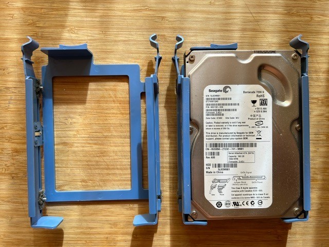 Seagate Barracuda 7200.9 160GB 7200 RPM 3.5" ST3160812AS HD in Sled w Extra Sled