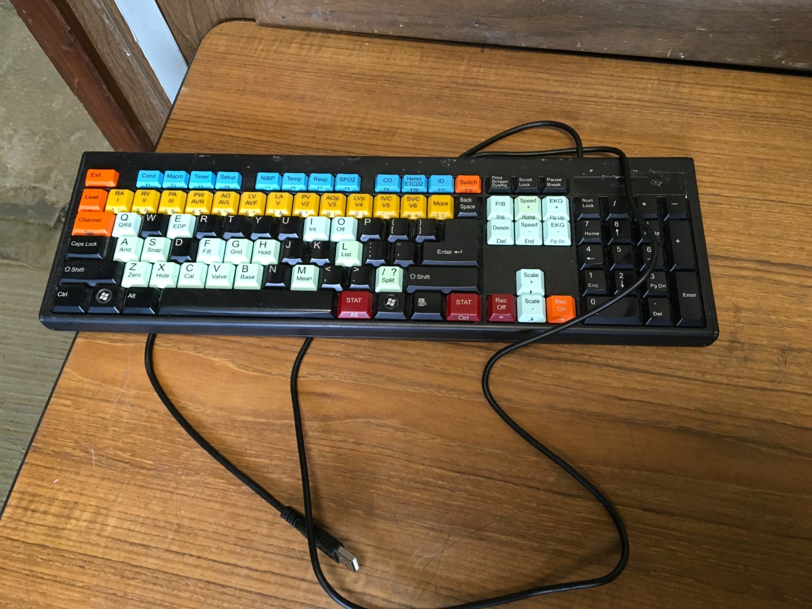 KEYTRONIC Color-Coded Workstation Keyboard KT400U5-PHI KEY TRONIC