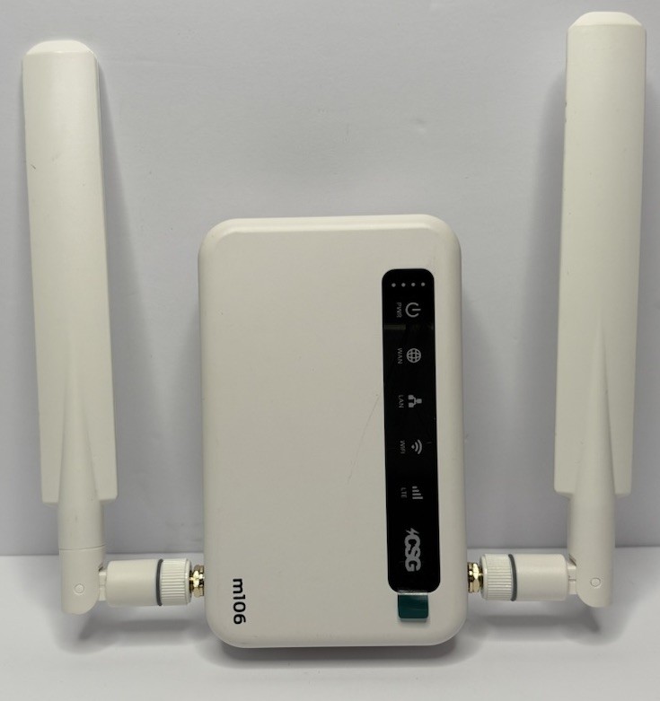 CSG m106 LTE Gateway Router (Hotspot, Wireless Router) Works Great 