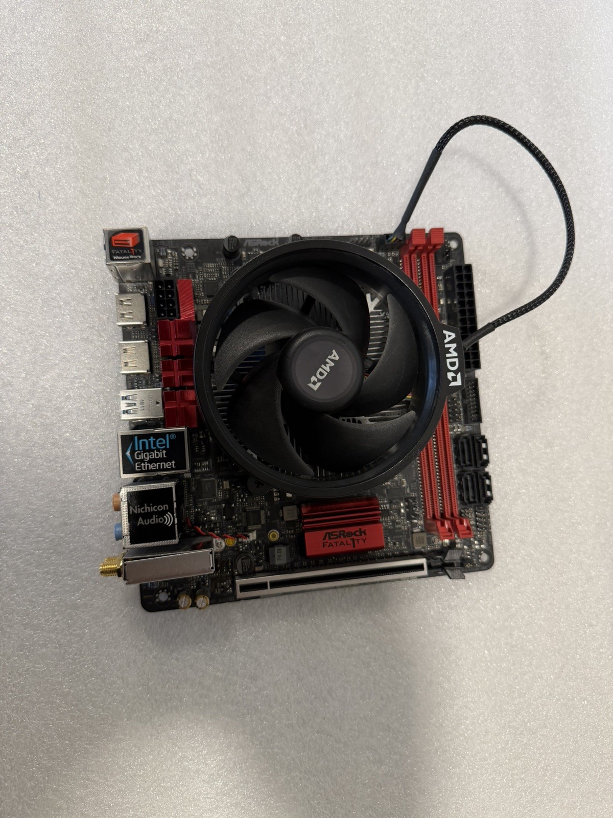 ASRock AB350 Gaming-ITX/AC Motherboard DDR4 W/O IO Shield, CPU AMD Ryzen 3 2200G