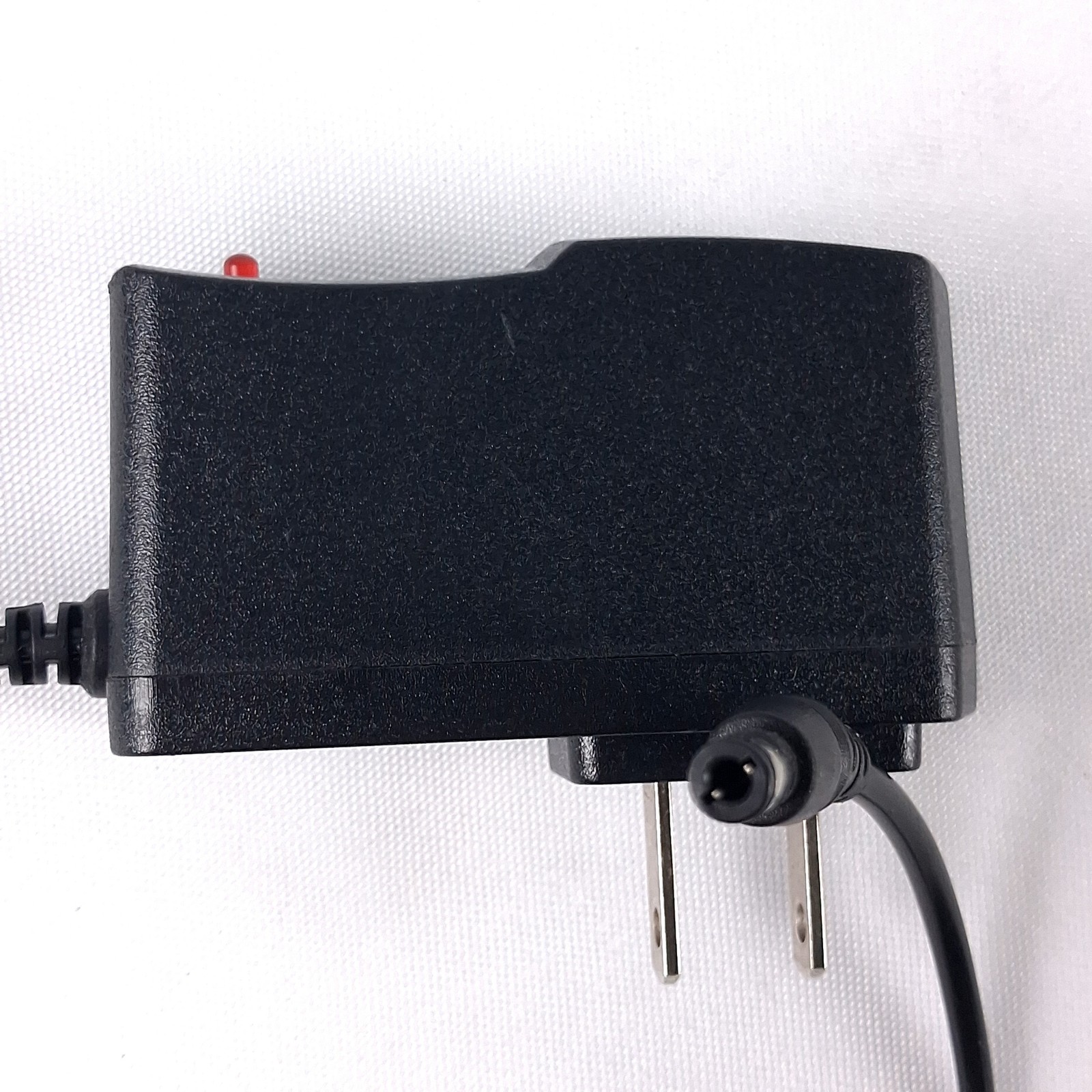 AC/DC Power Adapter 5V 2A Wall Charger US Plug DCT12W050200US-A0