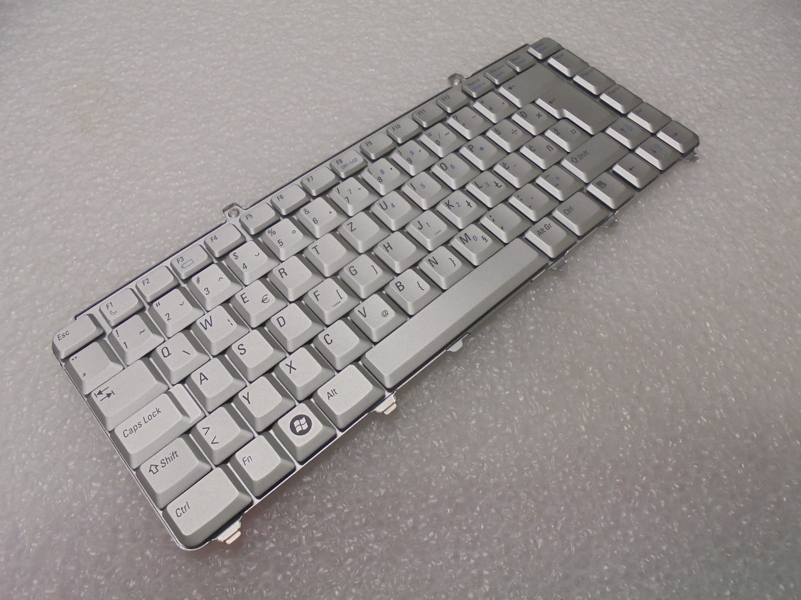 New Genuine Hungarian Laptop Keyboard Dell 1410 1500 M1530 YX637
