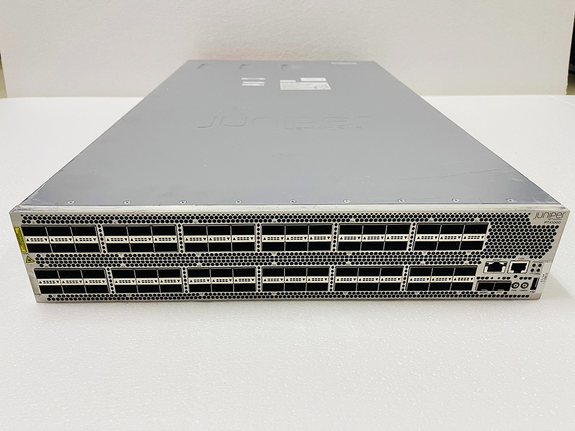 Juniper PTX1000-72Q 24x 100G / 72x 40G Port Packet Transport Router W/ 4x AC PSU