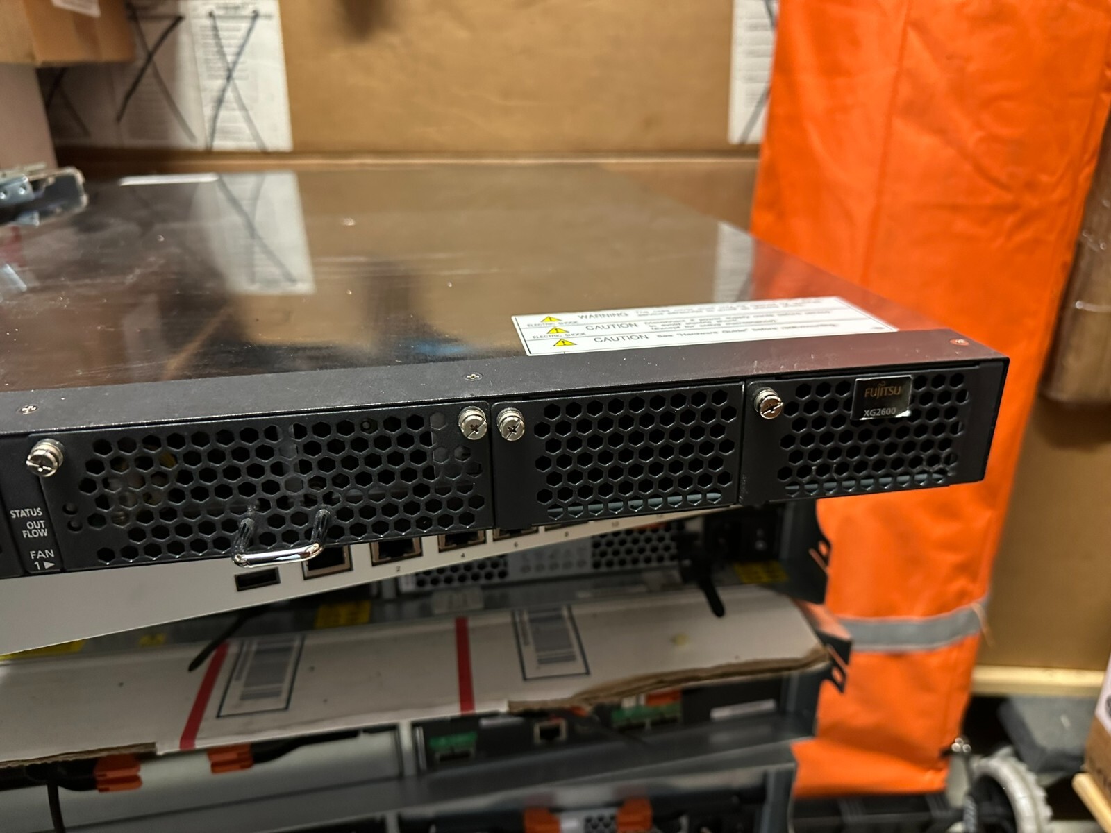 Fujitsu XG2600 10GbE Ultra-low Latency Switch (incl. Finisar SFP modules)