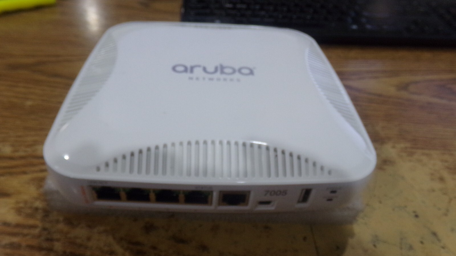 Aruba Networks Model: ARCN0104  Mobility Controller.   P/N: 7005-US.