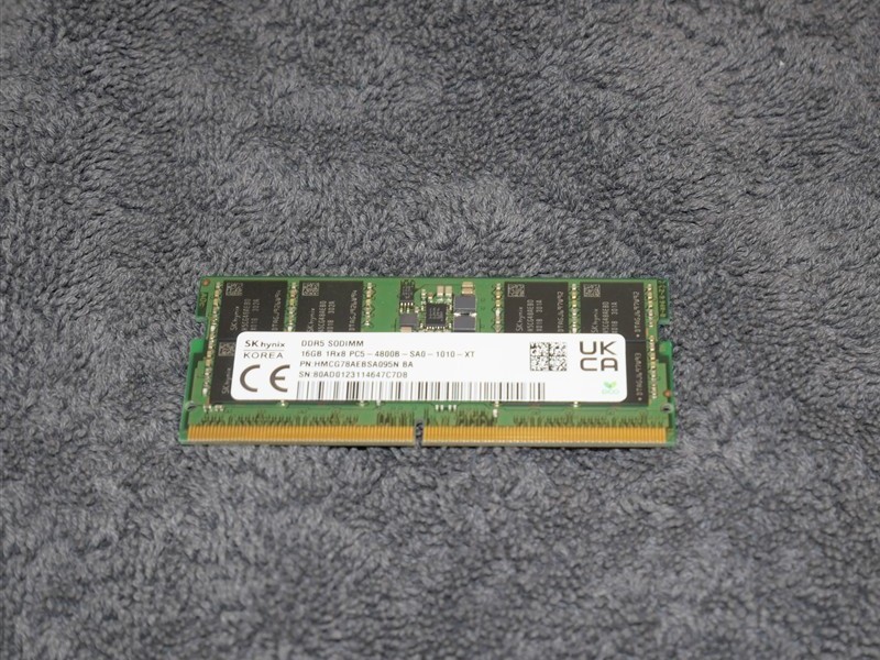 SK Hynix 16GB DDR5-4800 1Rx8 SODIMM HMCG78AEBSA095N Laptop RAM