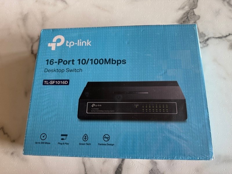 TP-Link TL-SF1016D 16-Port 10/100Mbps Desktop Switch New In Box