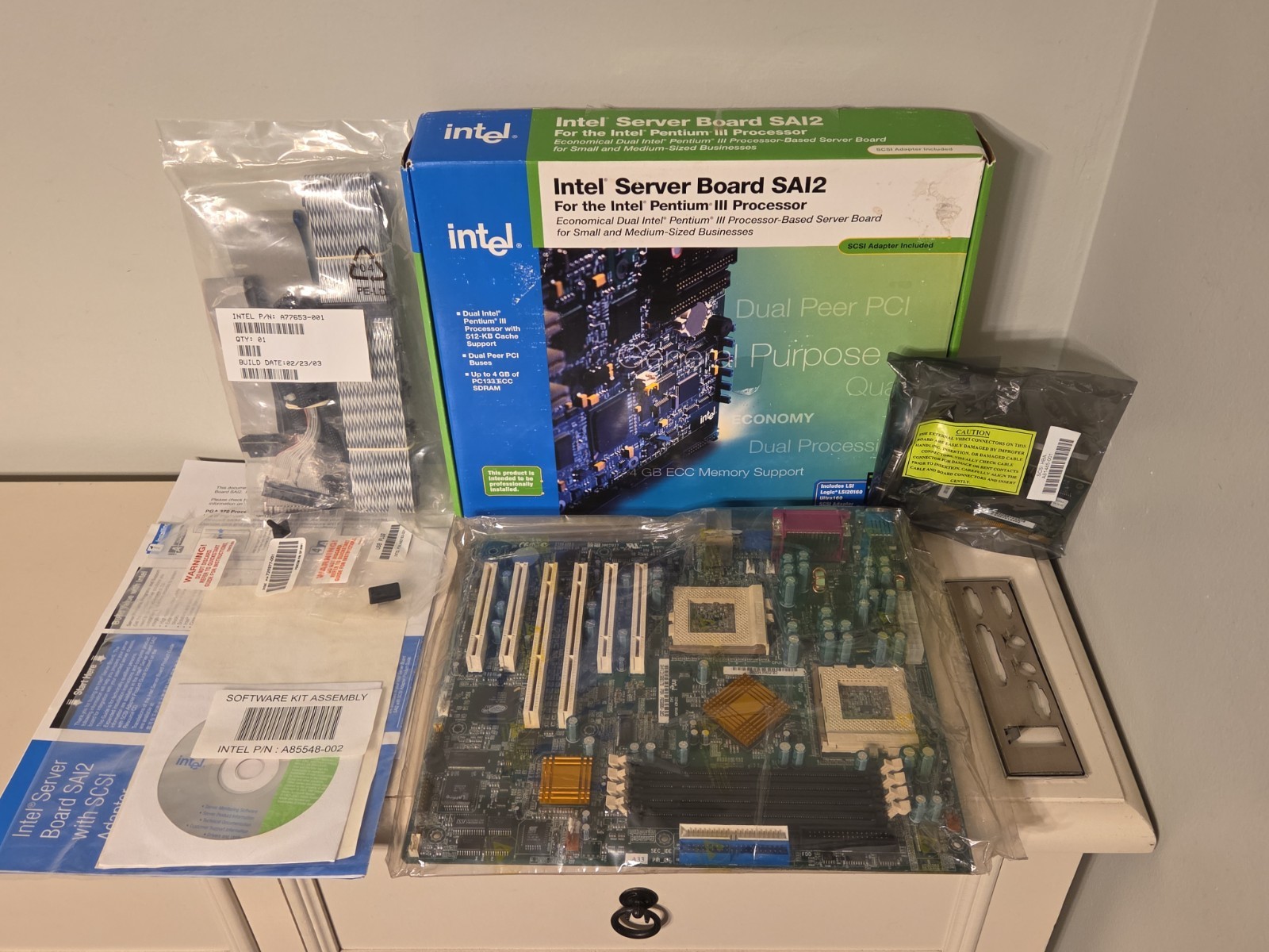 Intel Server Board SAI2SCSI Kit ATX Dual Socket 370 Pentium III A77460-002