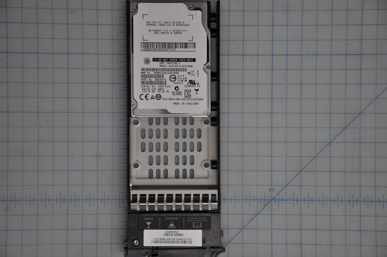 IBM 1.2TB 10000RPM SAS 6GBPS NL 2.5-INCH HARD DRIVE V7000 GRADE A 85Y6156 