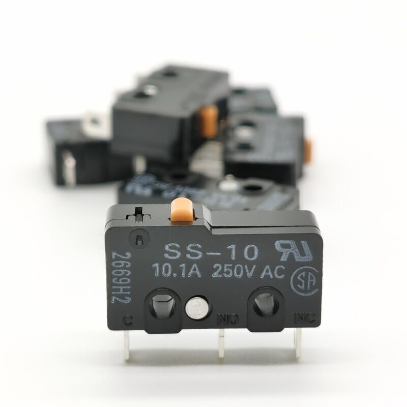 2x New Omron SS-10 Original Microswitch  SS10