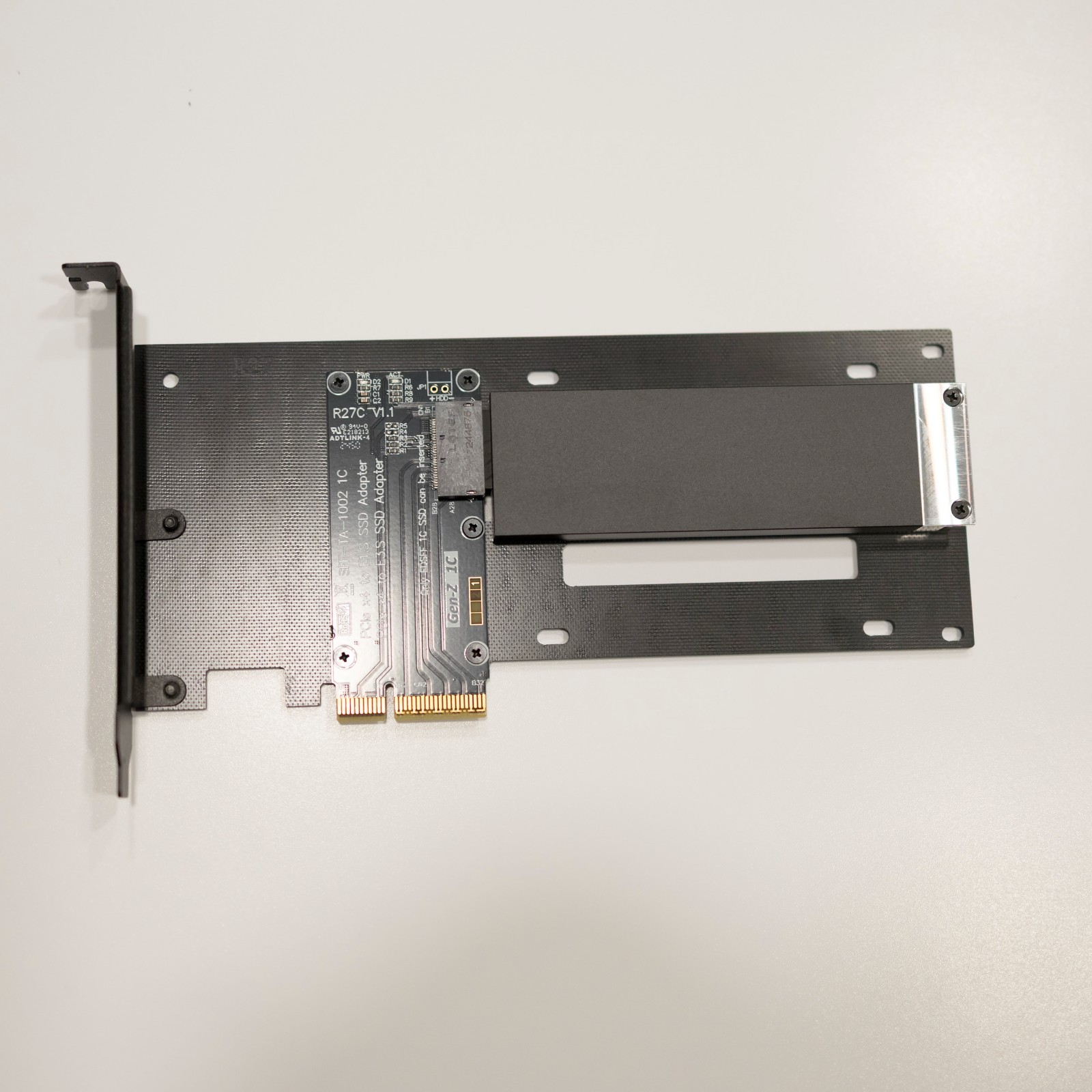 Samsung PM9D3a 3.84TB E1.S Gen5 NVMe SSD MZTL63T8HFLT 0% Wear 861 Hr + Adapter
