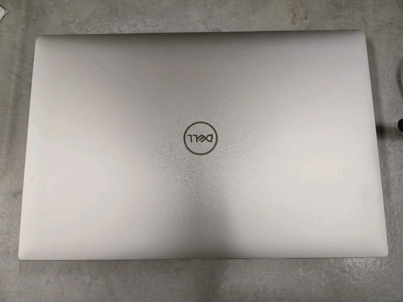 Dell XPS 15 7590 4K i7-9750H 2.60GHz 32GB 1TB SSD NVIDIA GTX 1650 Very Good