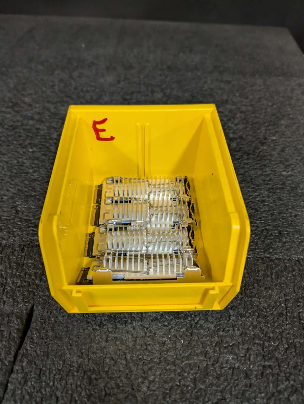 Lot 4 Lenovo SSS0L25195 5SS0W79491 PM9A1 256GB M.2 2280 PCIe 4.0×4 NVMe 1.3 SSD