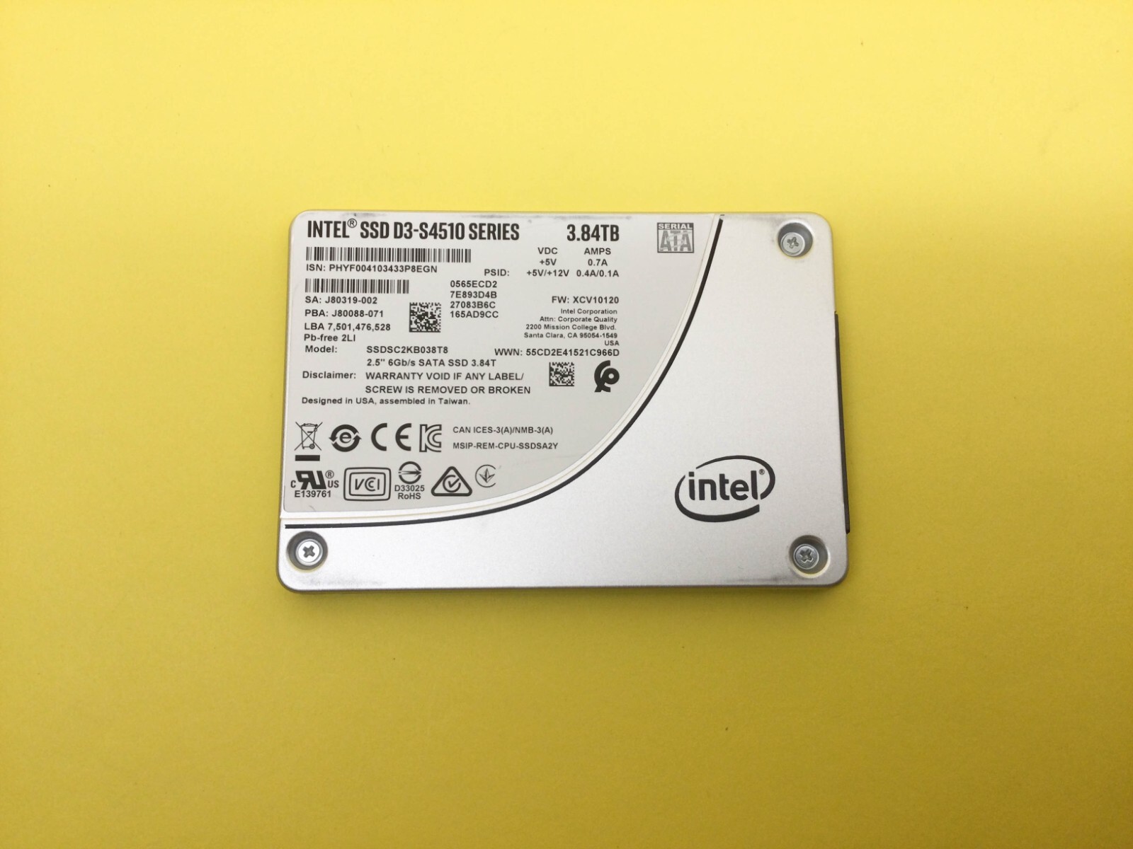 Intel D3-S4510 Series 3.84TB SATA 6Gb/s 2.5'' SSD SSDSC2KB038T8