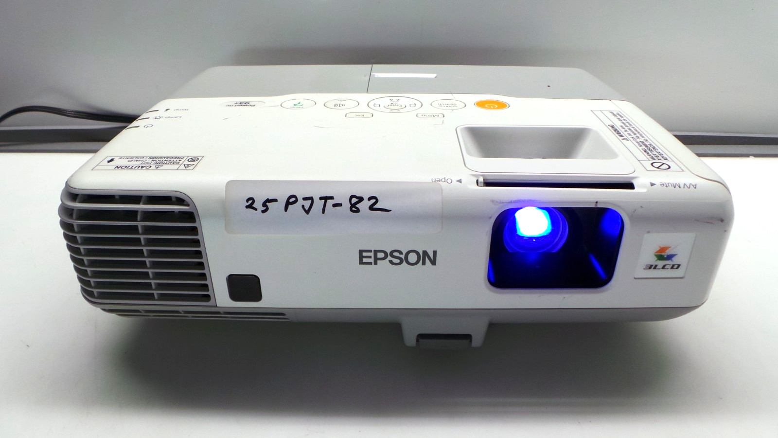 Epson PowerLite 93+ 3LCD Projector 2600 Lumens H382F - Tested- No Remote