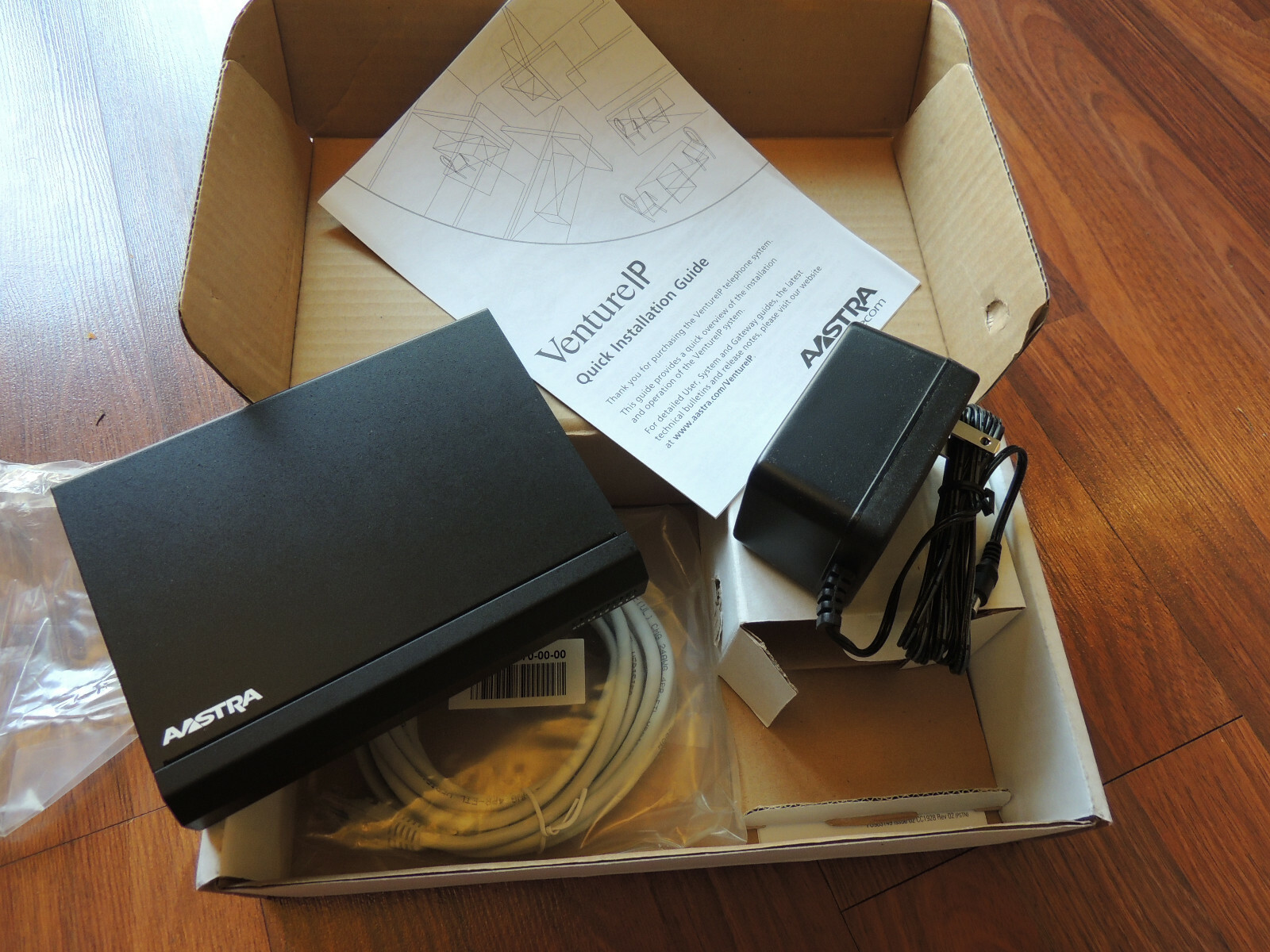 NEW AASTRA Telecom VentureIP Gateway A1702-0000-10-00 AT-VG401i-ANTS