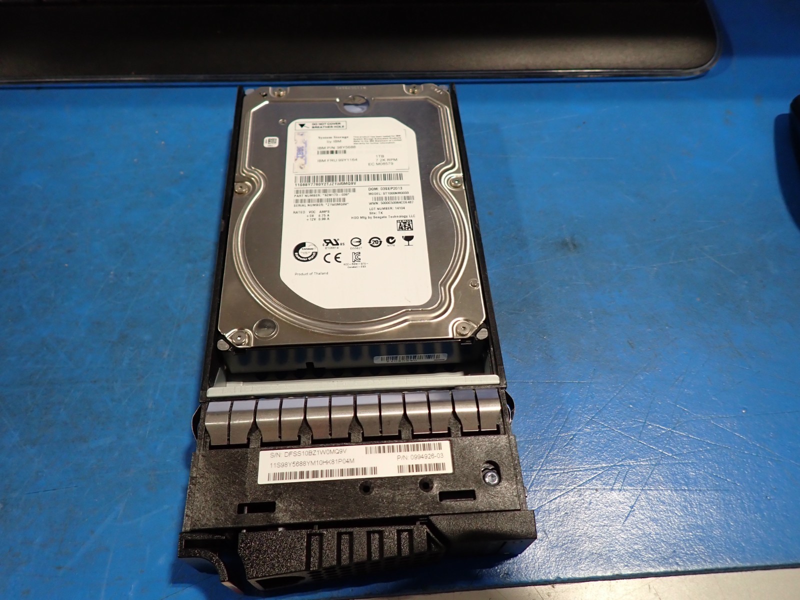 IBM 99Y1164 1TB, 3.5"7200RPM, SATA, IBM-300 XIV, Hard Disk with Hot Swap Tray