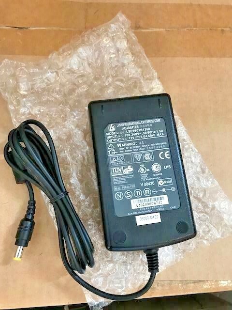 NEW LI SHIN INTERNATIONAL LSE9901B1260 12V 5A 60W AC ADAPTER RM3-WIN