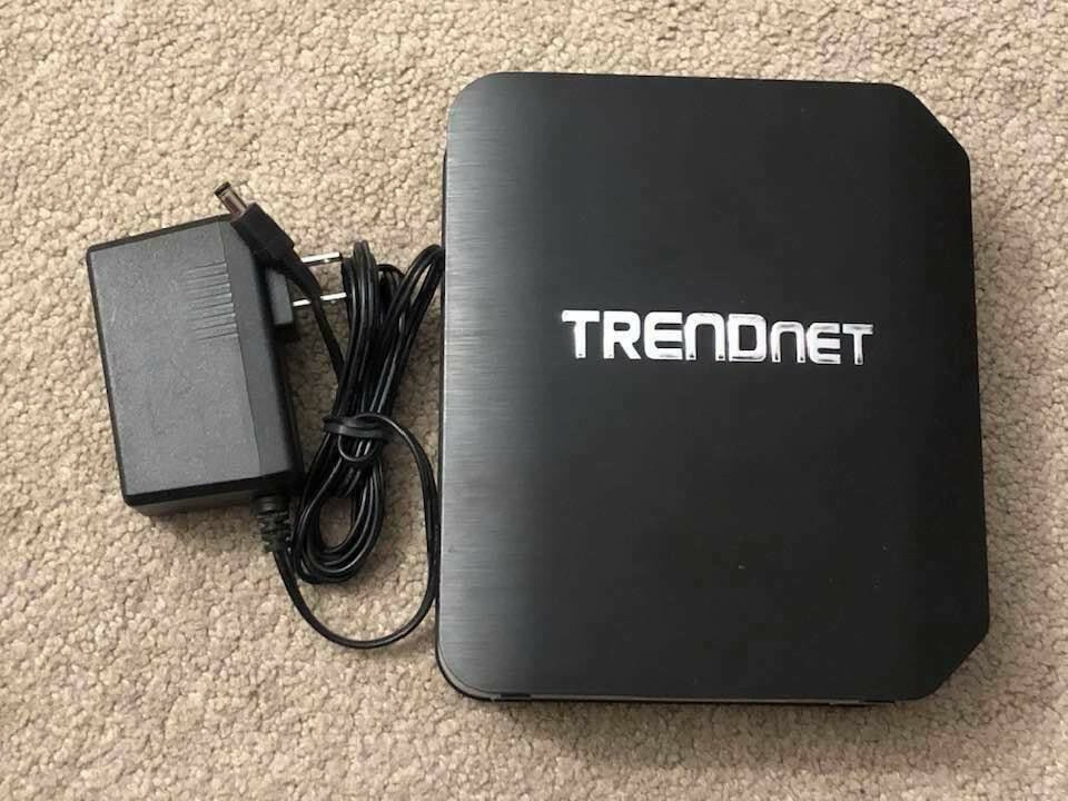 TRENDNET TEW-818DRU DUAL BAND 4 PORT WIRELESS ROUTER 