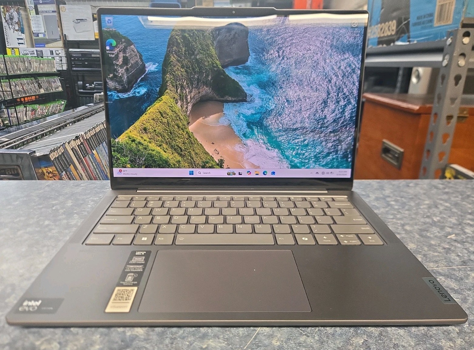 Lenovo Slim 7 14" Core Ultra 7 155H 32GB 1TB SSD Win11 Pro