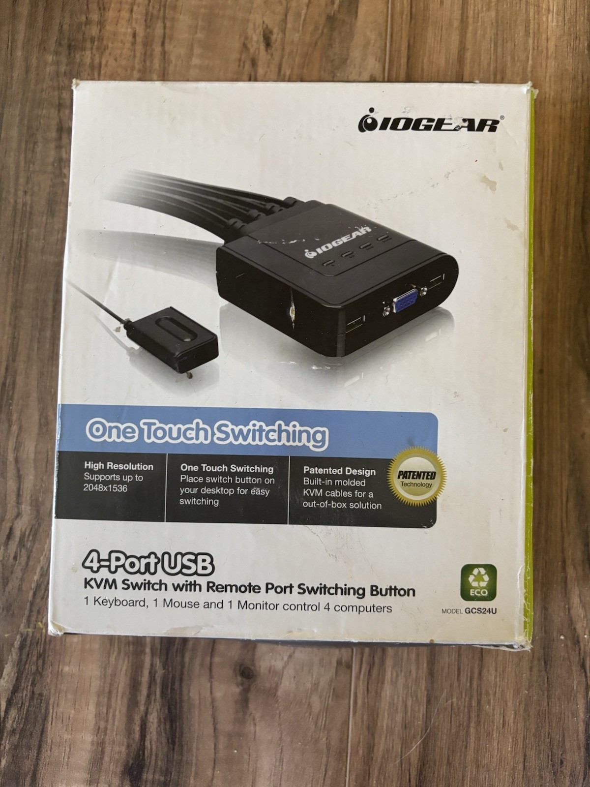 IOGEAR  (GCS24U) 4-Ports KVM switch USB