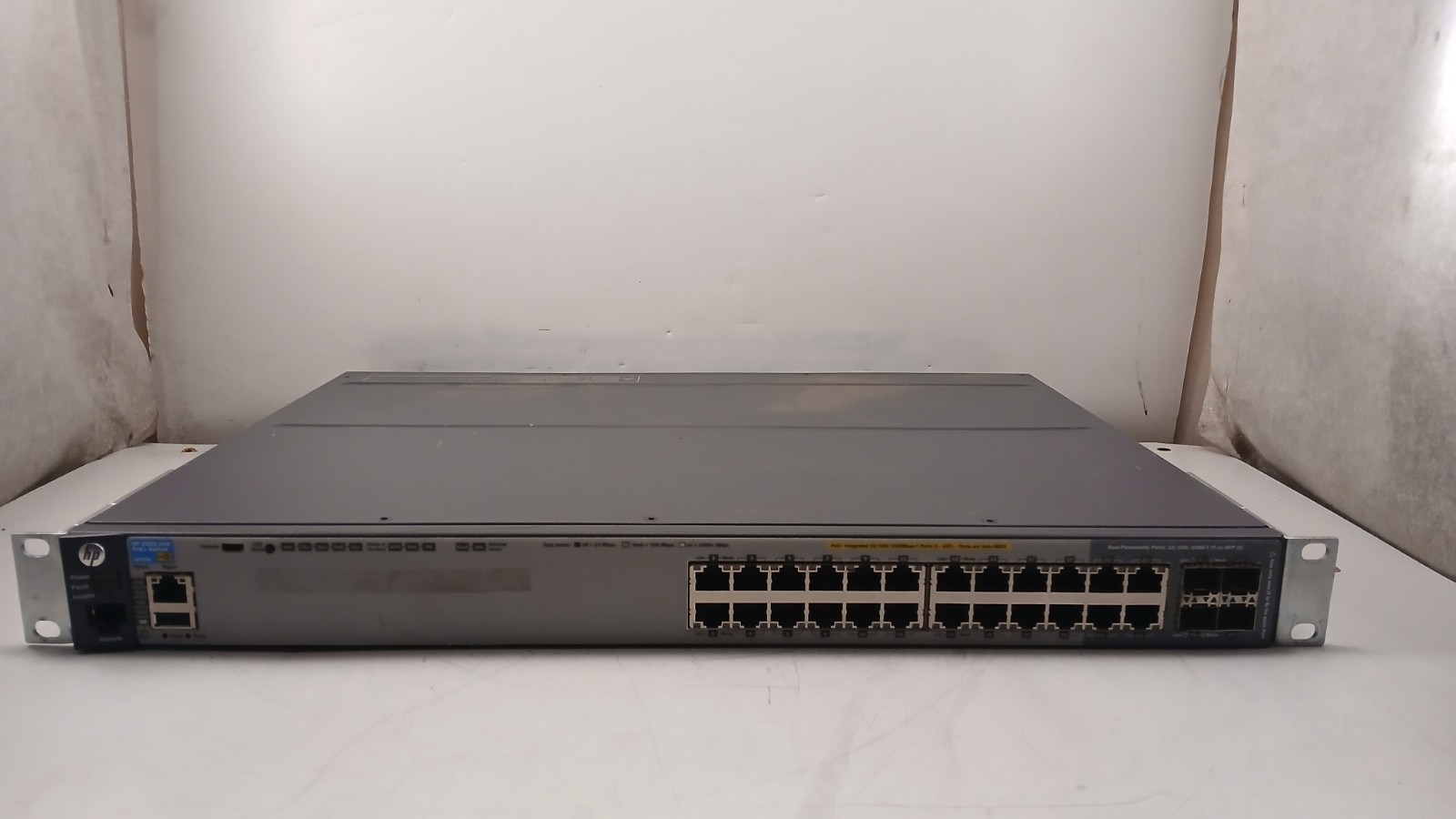 HP 2920-24G J9727A 24-Port PoE+ Switch *WORKING* *READ*