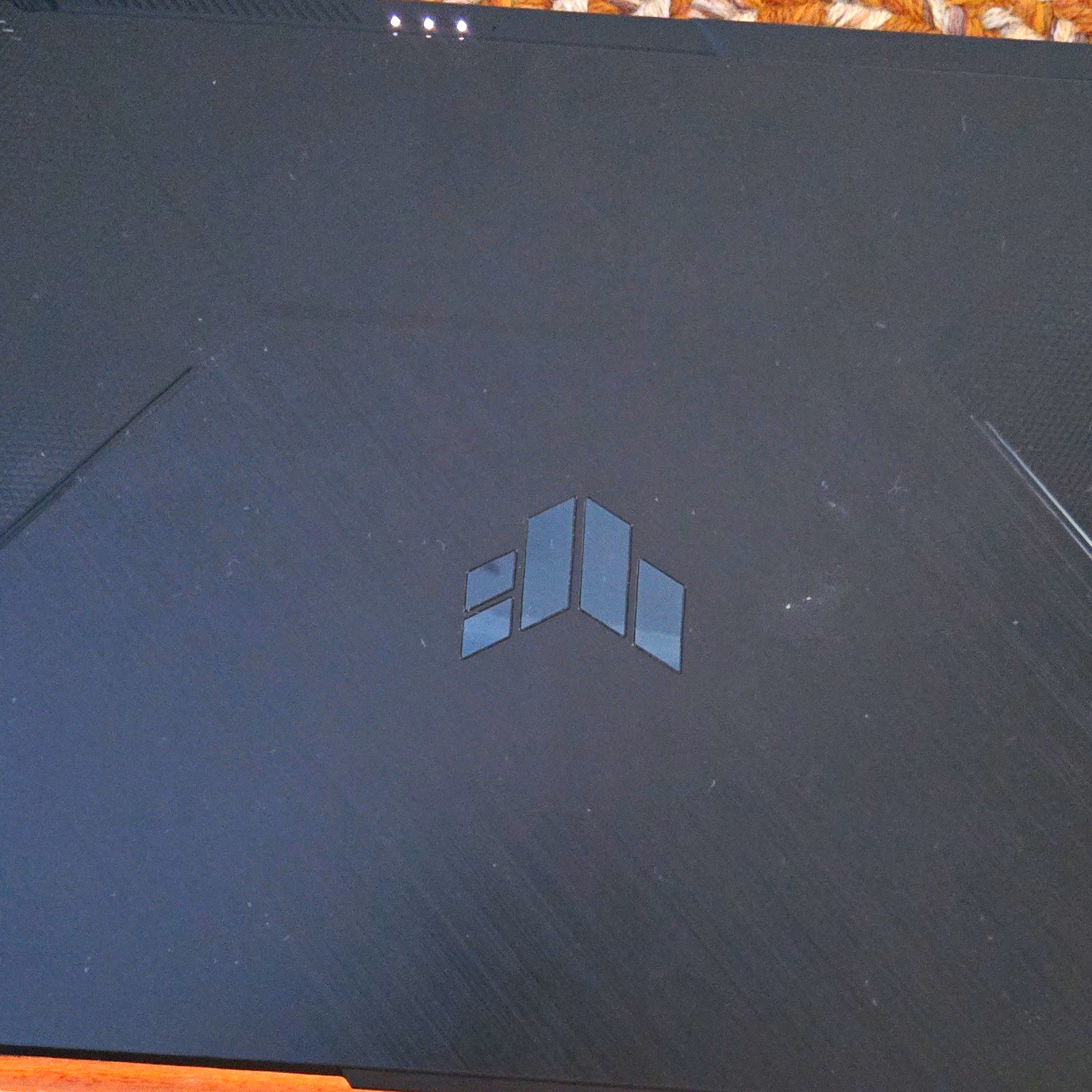 ASUS TUF Gaming A17 FA706NF 17.3" Ryzen 5 8GB 512GB SSD RTX 2050 W11H