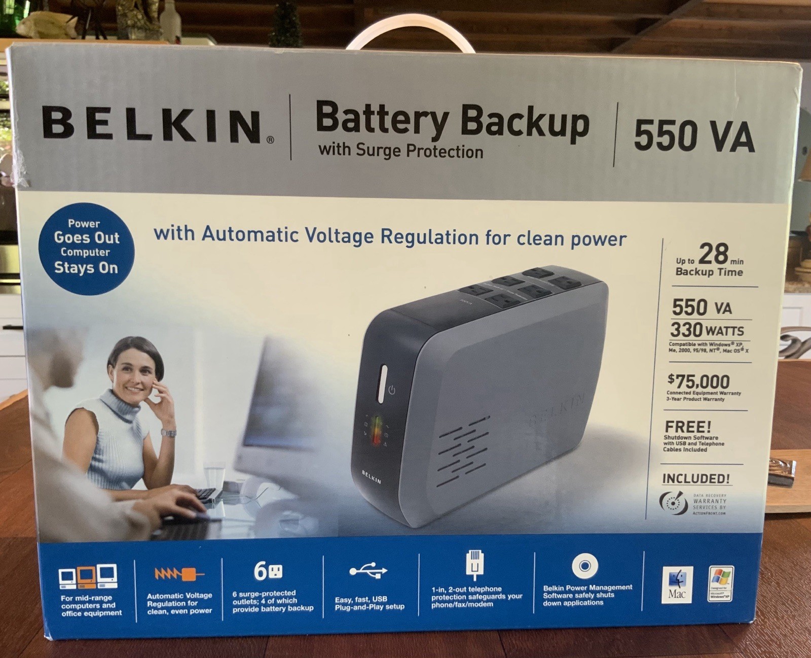BELKIN Battery Backup With Surge Protection  550 VA F6C550-AVR NIB