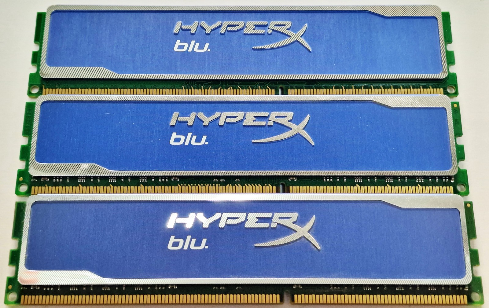 Kingston HyperX blu. 12GB (3x 4GB) DDR3 Gaming RAM UDIMM 1600MHz CL9 1.65V