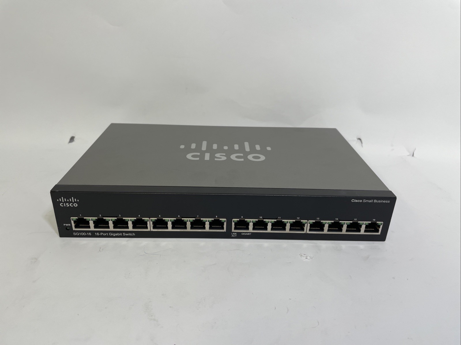 Cisco SG100 16-Port Gigabit Ethernet Switch SG100-16 V2