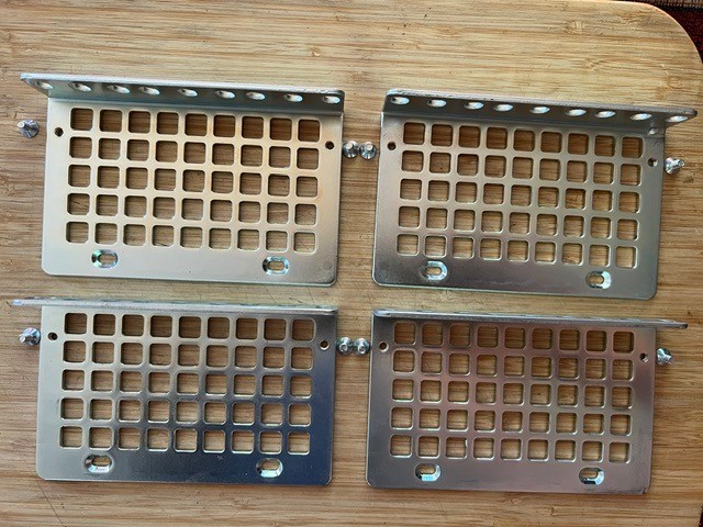 1-4: Cisco ACS-7200-RMK Rackmount Brackets (FoxConn 700-01382-02), Screws & New