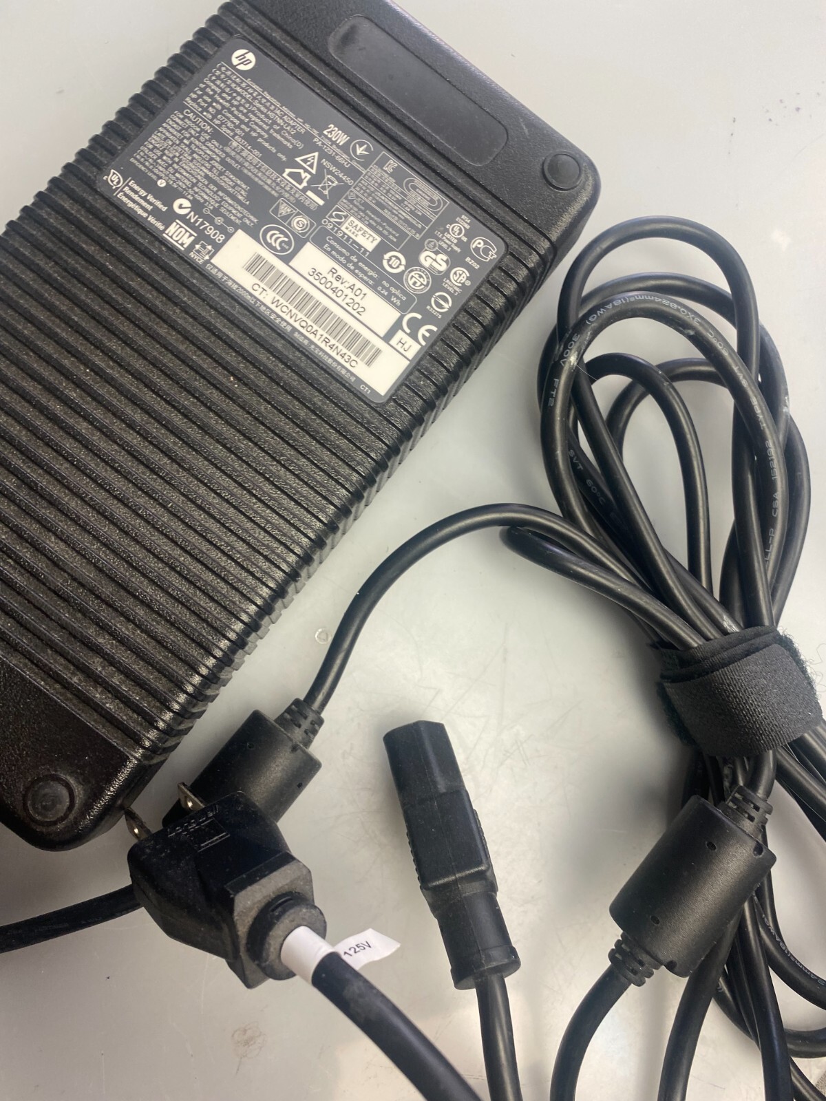 HP geniune 230W AC laptop power Adapter Model number HSTNN-LA12