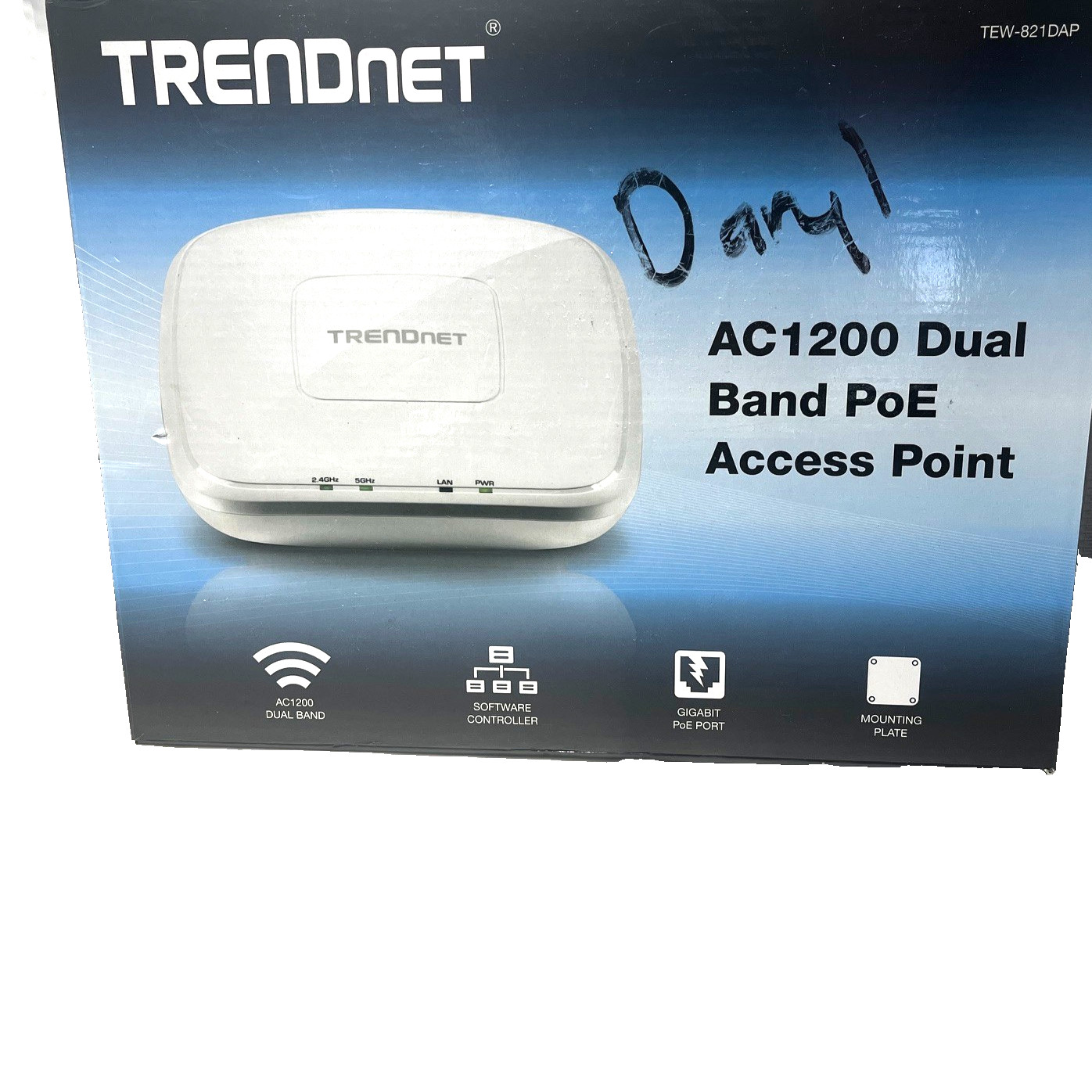 TRENDnet AC1200 Dual Band PoE WiFi AP Access Point Model TEW-821DAP -Open Box