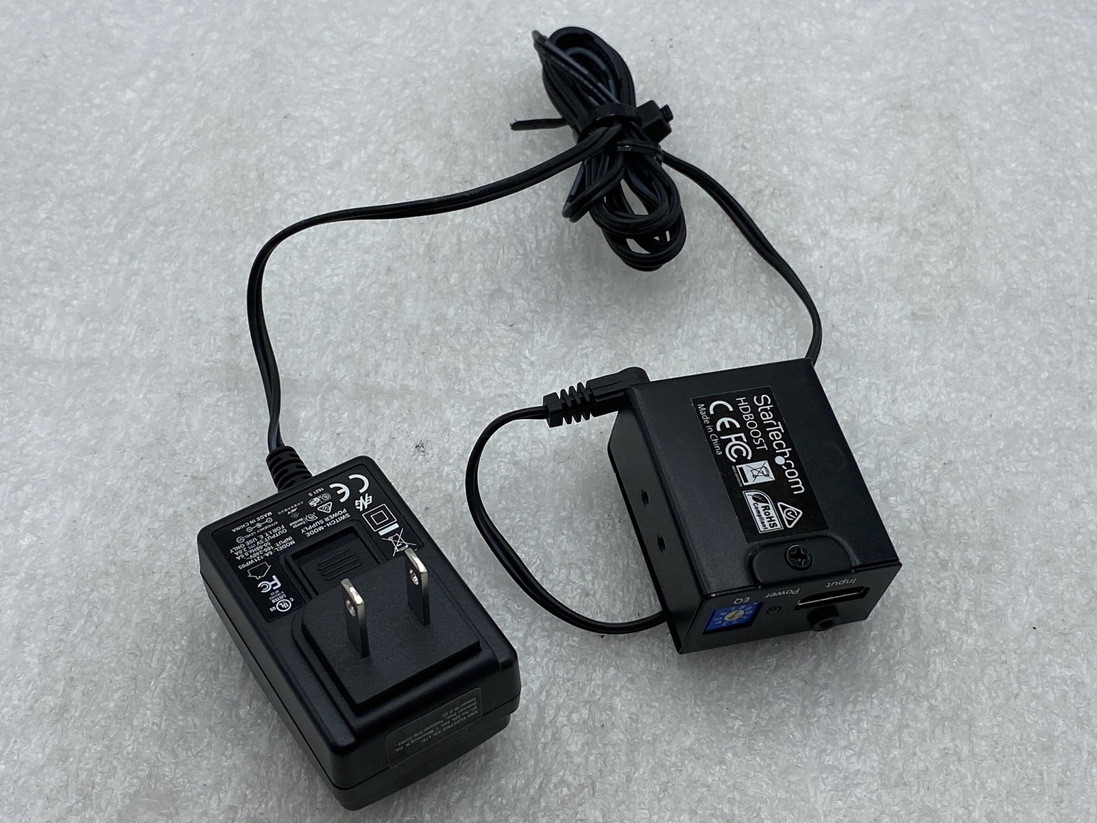StarTech  HDBOOST 115 ft/35 m HDMI Signal Booster - 1080p HDMI, Black + AC ADAPT