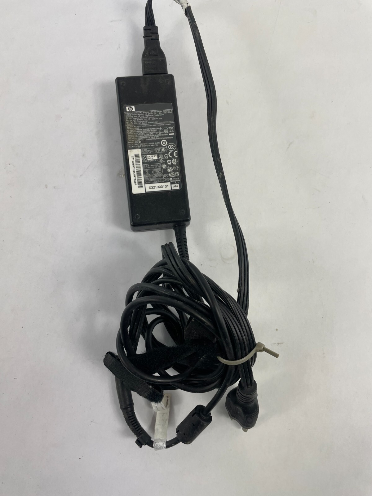 Geniune HP PA-190032HT Output 19V 4.74 A Power Supply Adapter B01