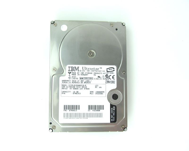 IBM 00P3061 18.2GB 10K RPM SCSI Disk Drive 68 Pin