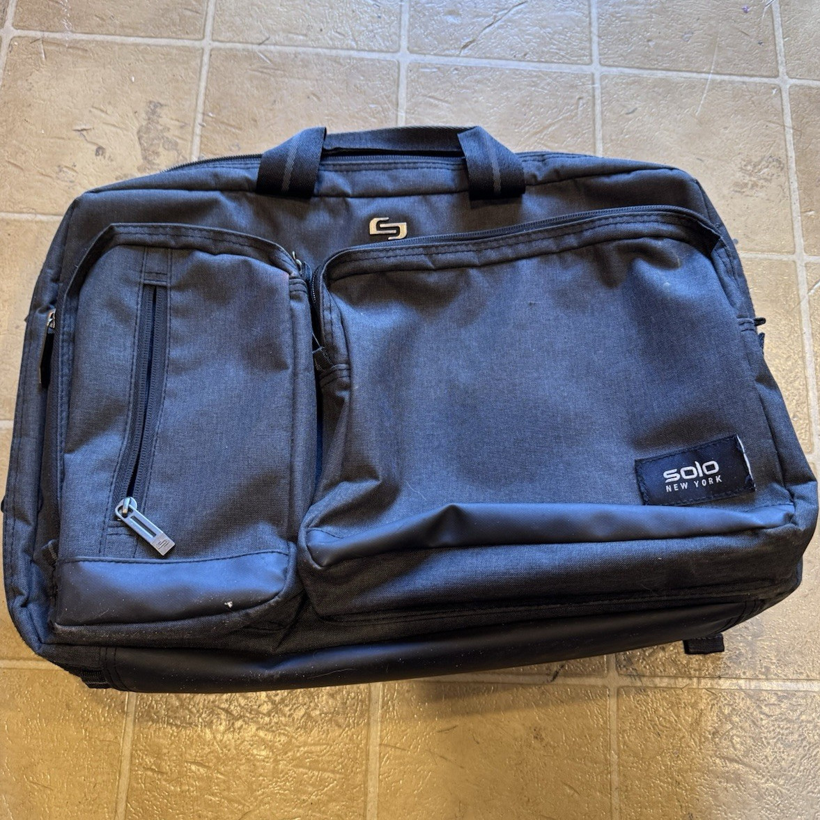 Solo Padded Solid Black Polyester Laptop Backpack Bag for 16 in Laptop Universal